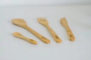 couverts en bois écologique